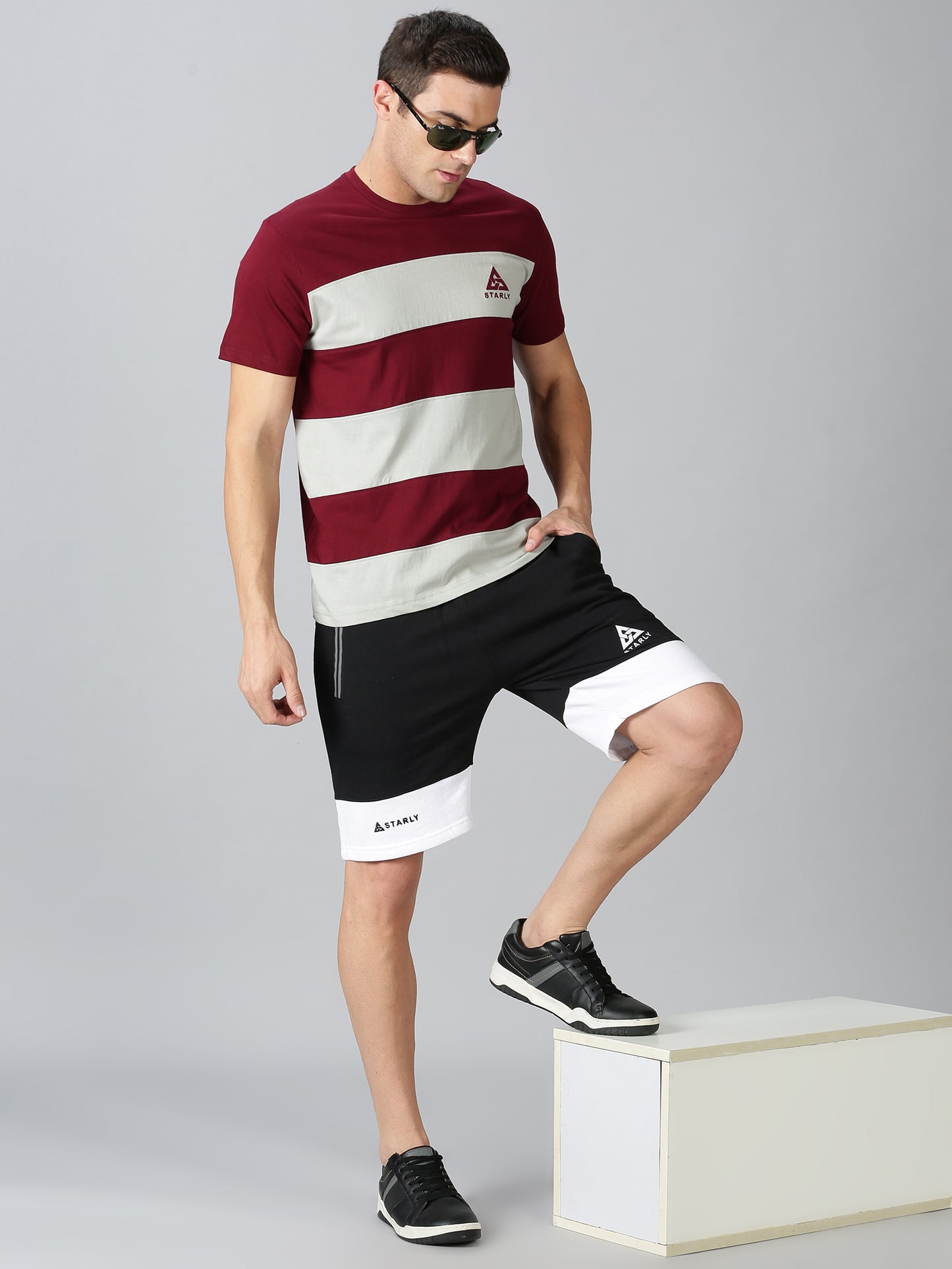 Men's Half Sleeve T-Shirt : Maroon