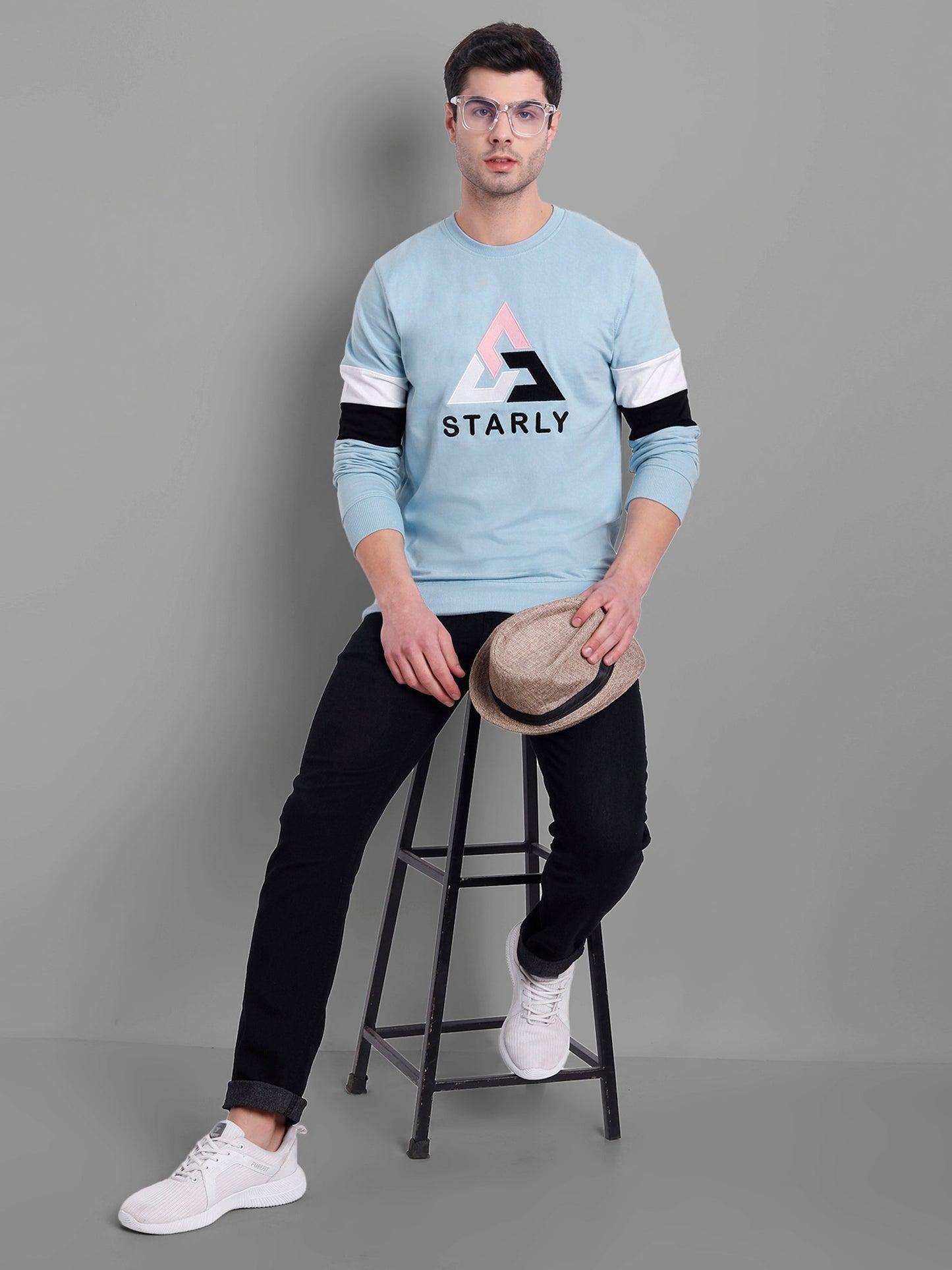 Men Sky-Blue Embroidered Sweatshirt